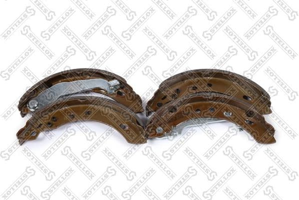 Brake Shoe Set 405 100-SX