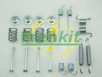Accessory Kit, parking brake shoes 950777