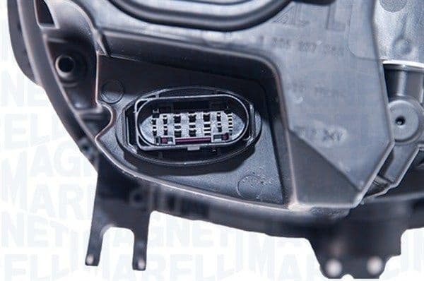 Headlight 711451000174