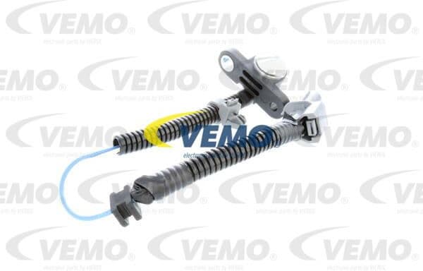 Sensor, crankshaft pulse Original VEMO Quality V26720011