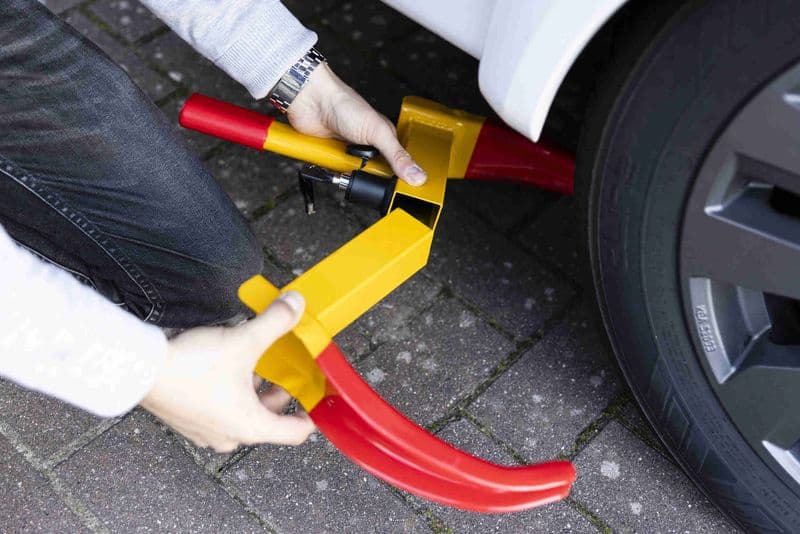 Wheel Clamp Original VAICO Quality V98-68004 - image 7