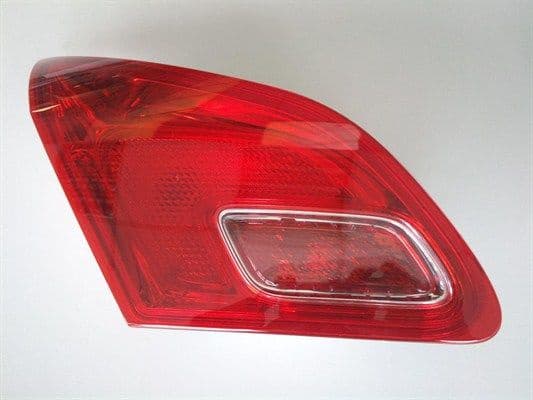 Tail Light Assembly 714021641715 - image 2
