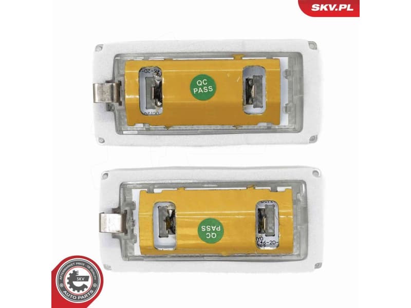 Licence Plate Light 72SKV504 - image 4