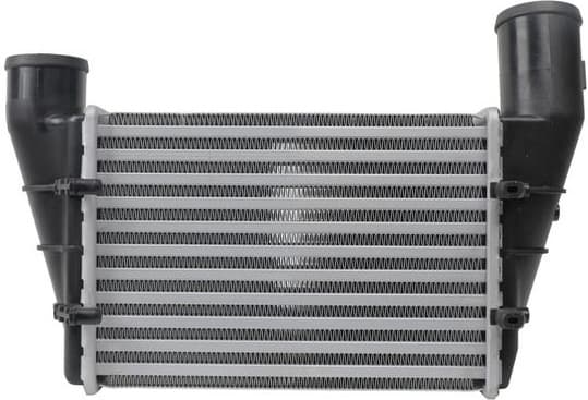 Charge Air Cooler 8ML 366 340-251 - image 3