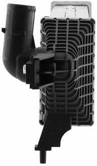 Charge Air Cooler 8ML 366 470-901 - image 4