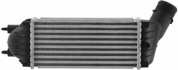 Charge Air Cooler 8ML 366 471-031 - image 3