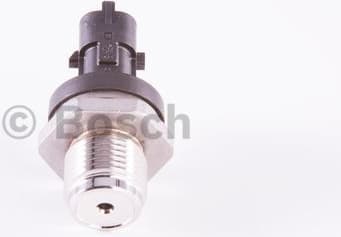 Sensor, fuel pressure 0281002908 - image 4