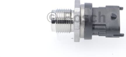 Sensor, fuel pressure 0281006164 - image 5