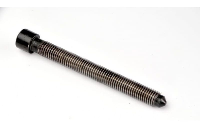 Bolt kit cylinder head 104.930