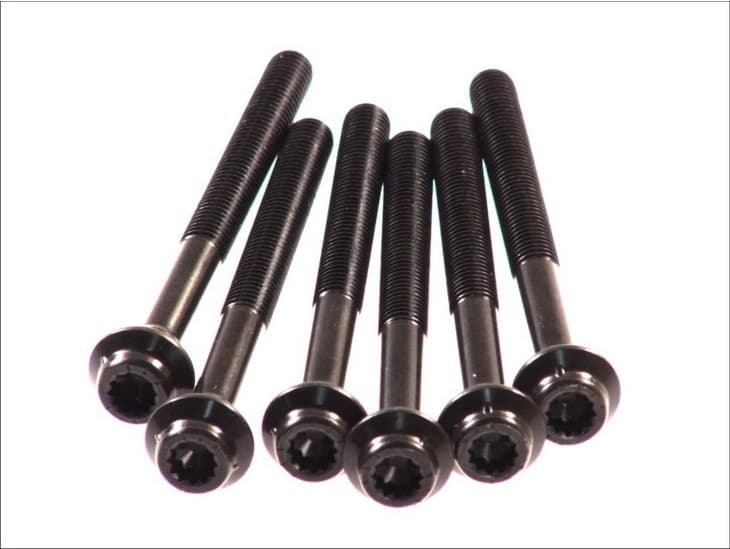 Bolt kit cylinder head 476.660