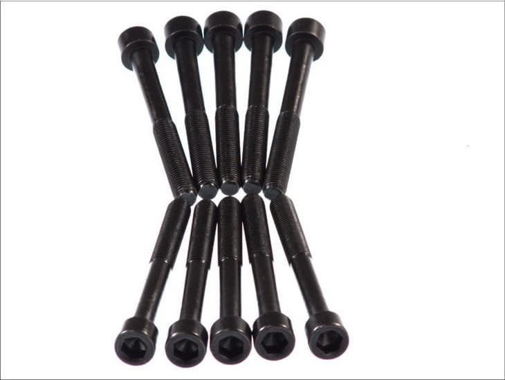 Bolt kit cylinder head 707.660