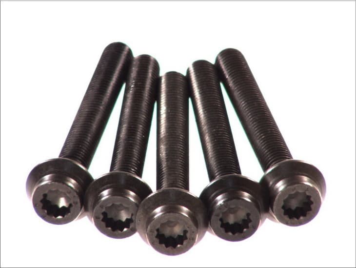 Bolt kit cylinder head 820.114